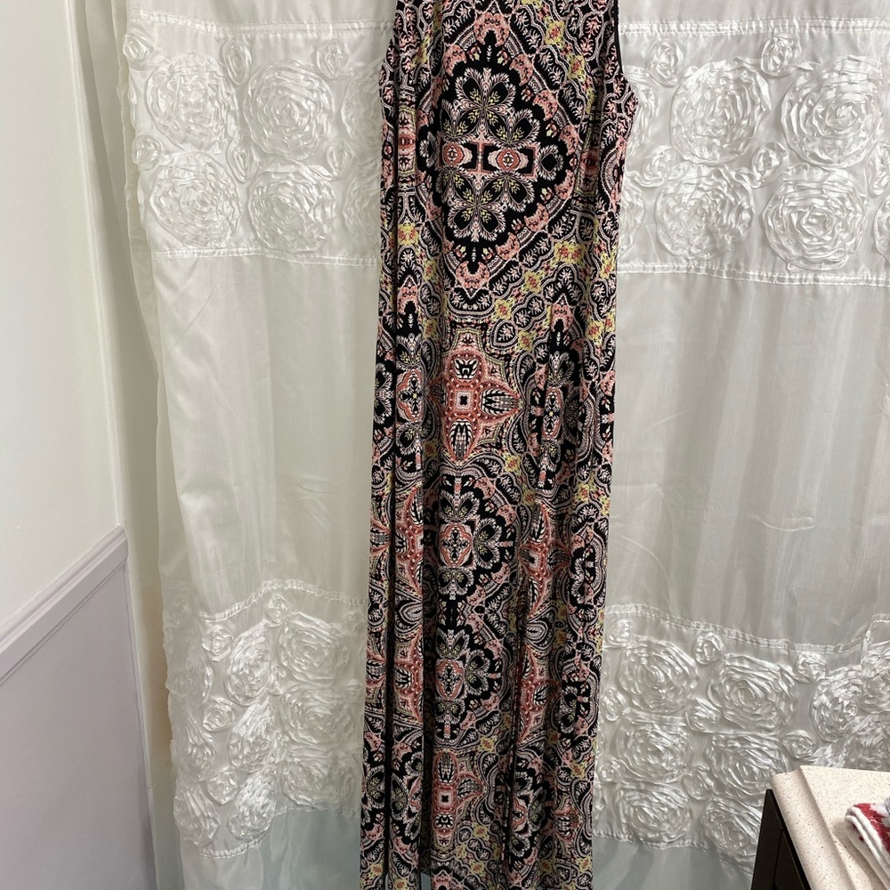 Maxi sleeveless dress